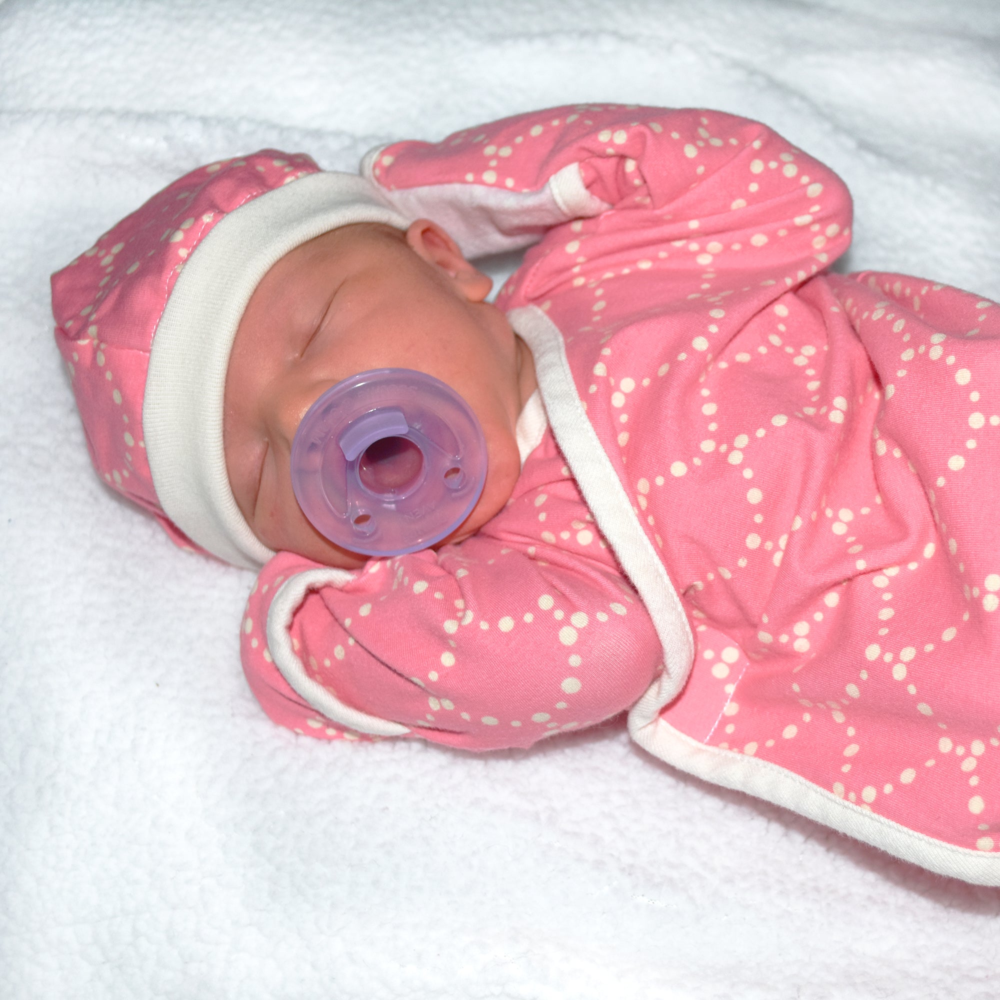 Petit Nicu, la marca para vestir a la moda a bebés prematuros